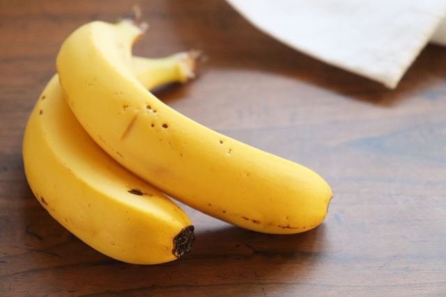 2本のバナナ（甘蕉）